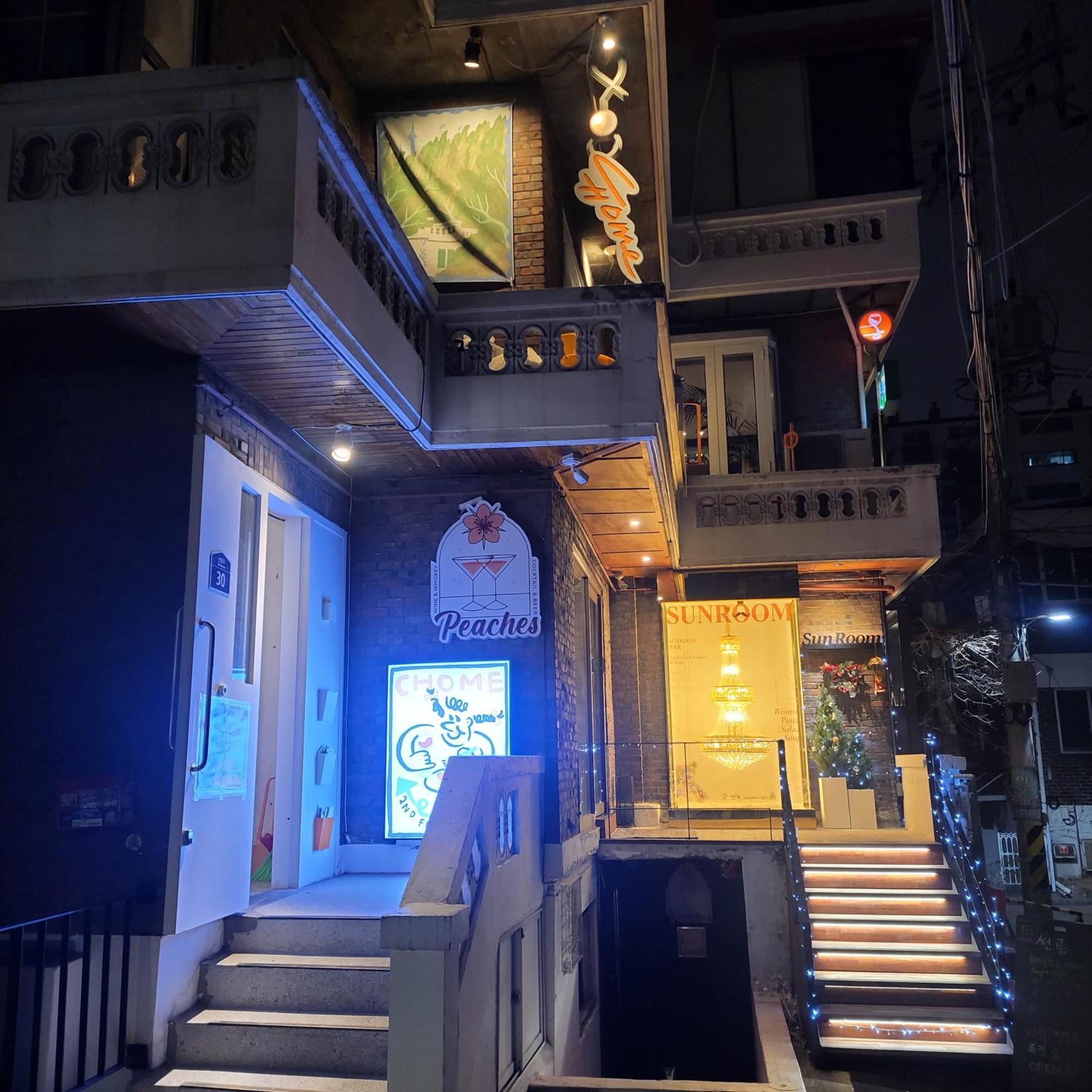 Newly Renovated 2 Bedroom #7